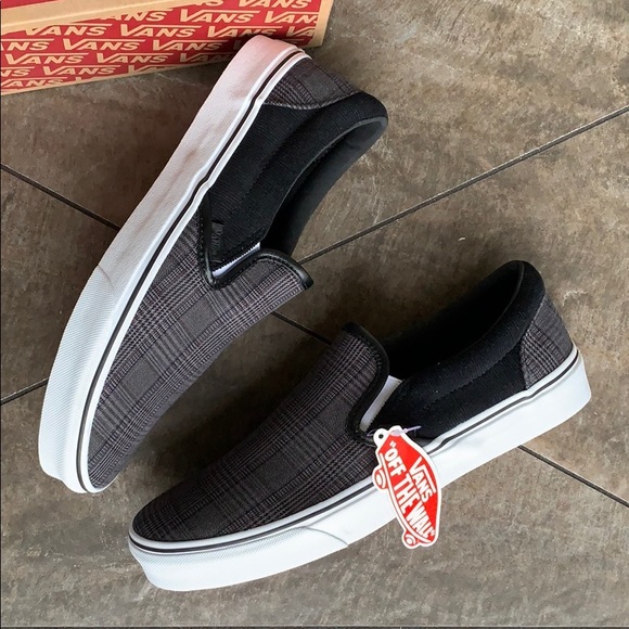vans slip on suiting black